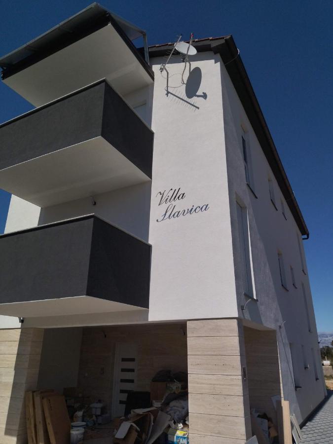 Vila Slavica Vir Exteriör bild